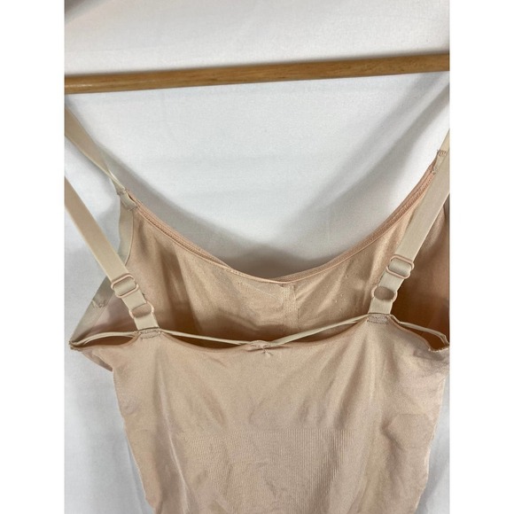Spanx Shaper Bodysuit size small - Picture 6 of 6
